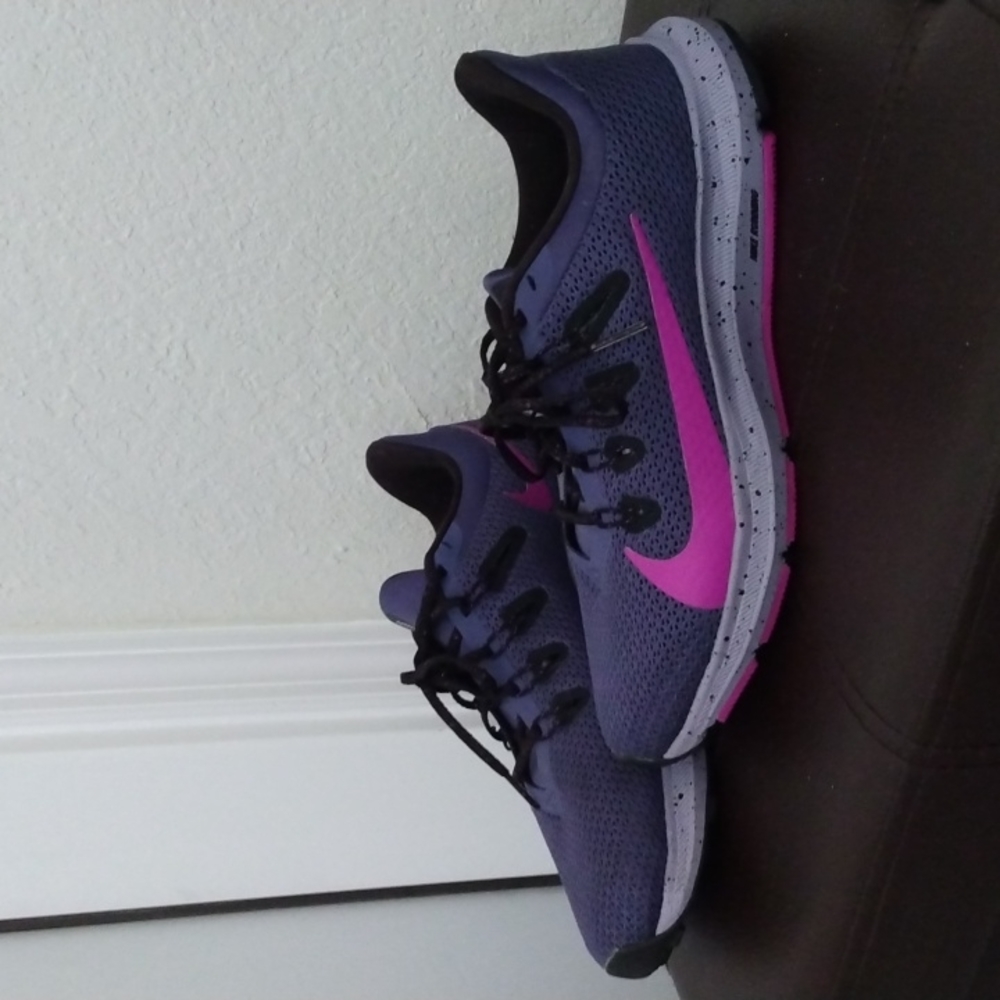 Nike Purple and Grey Running Shoes "Nike Quest"